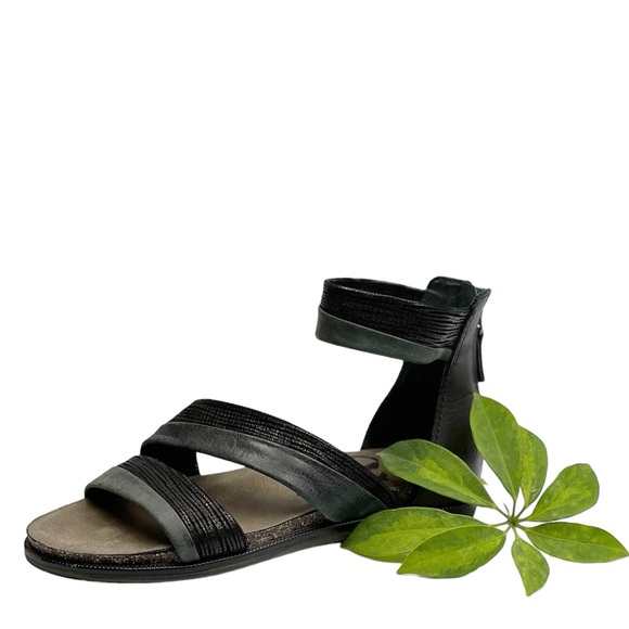 OTBT Souvenir Flat Sandal 7.5